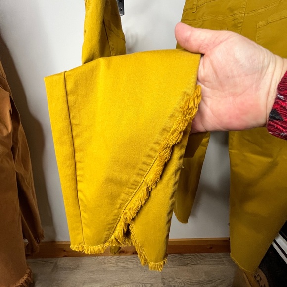 Women's Skinny Jeans in Mustard Yellow - Ethyl - Picture 12 of 16